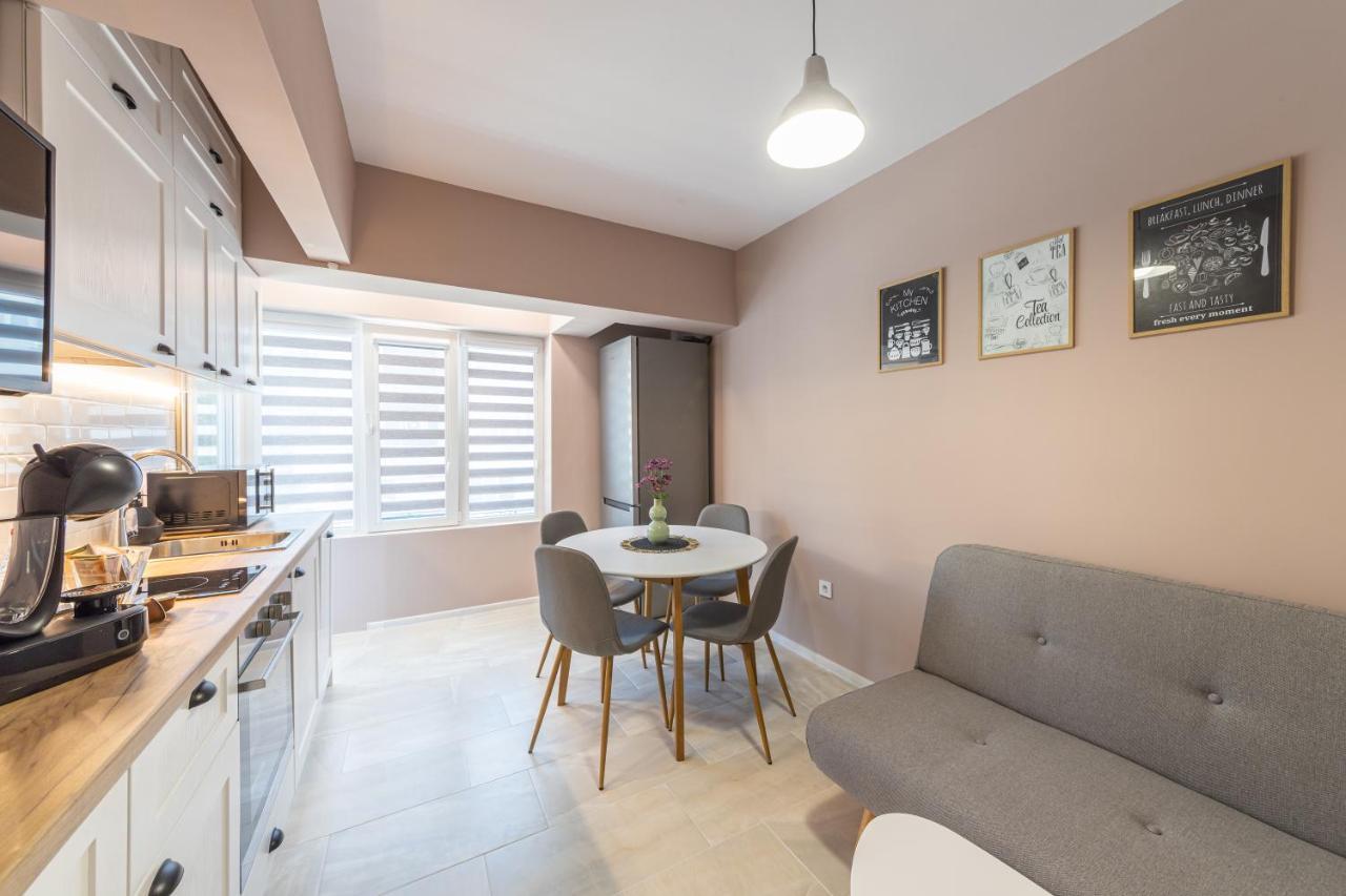 Great Location Apartment Varna Exterior photo